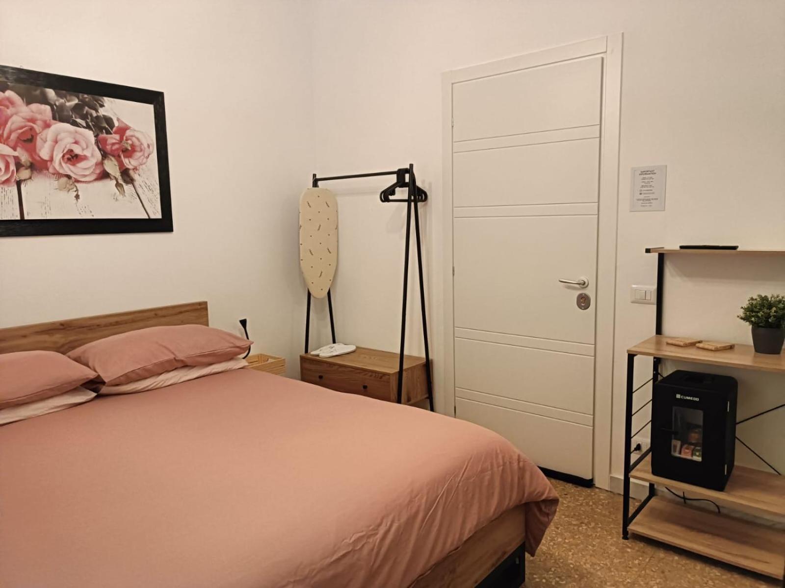 Rose Antiche Vatican B&B Рим Екстериор снимка