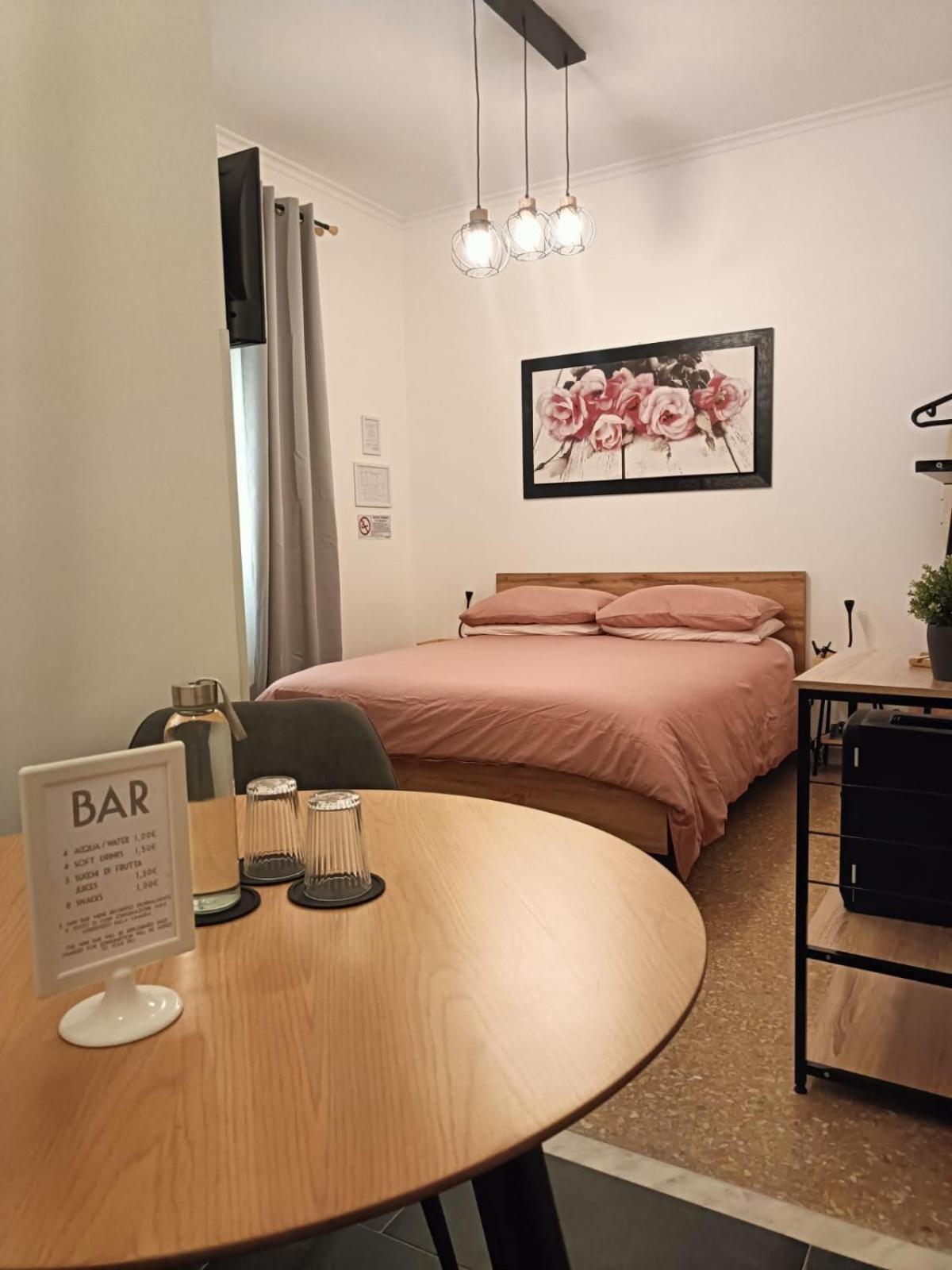 Rose Antiche Vatican B&B Рим Екстериор снимка