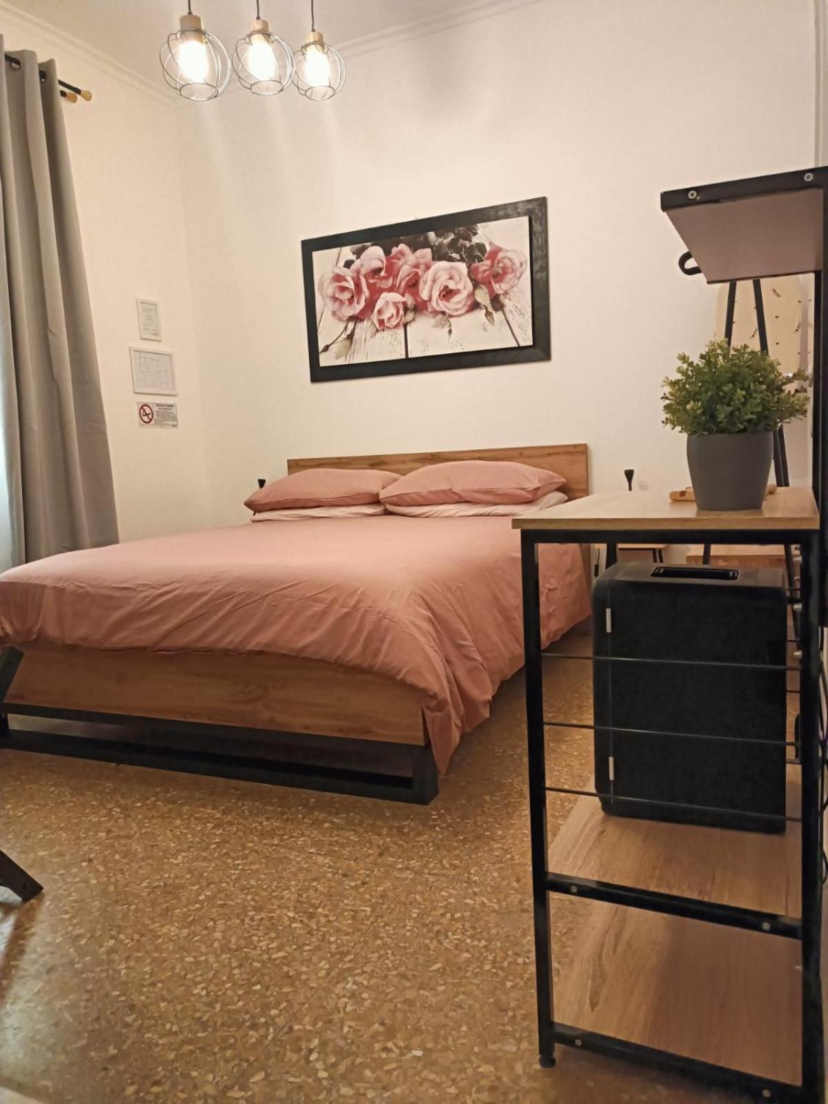 Rose Antiche Vatican B&B Рим Екстериор снимка