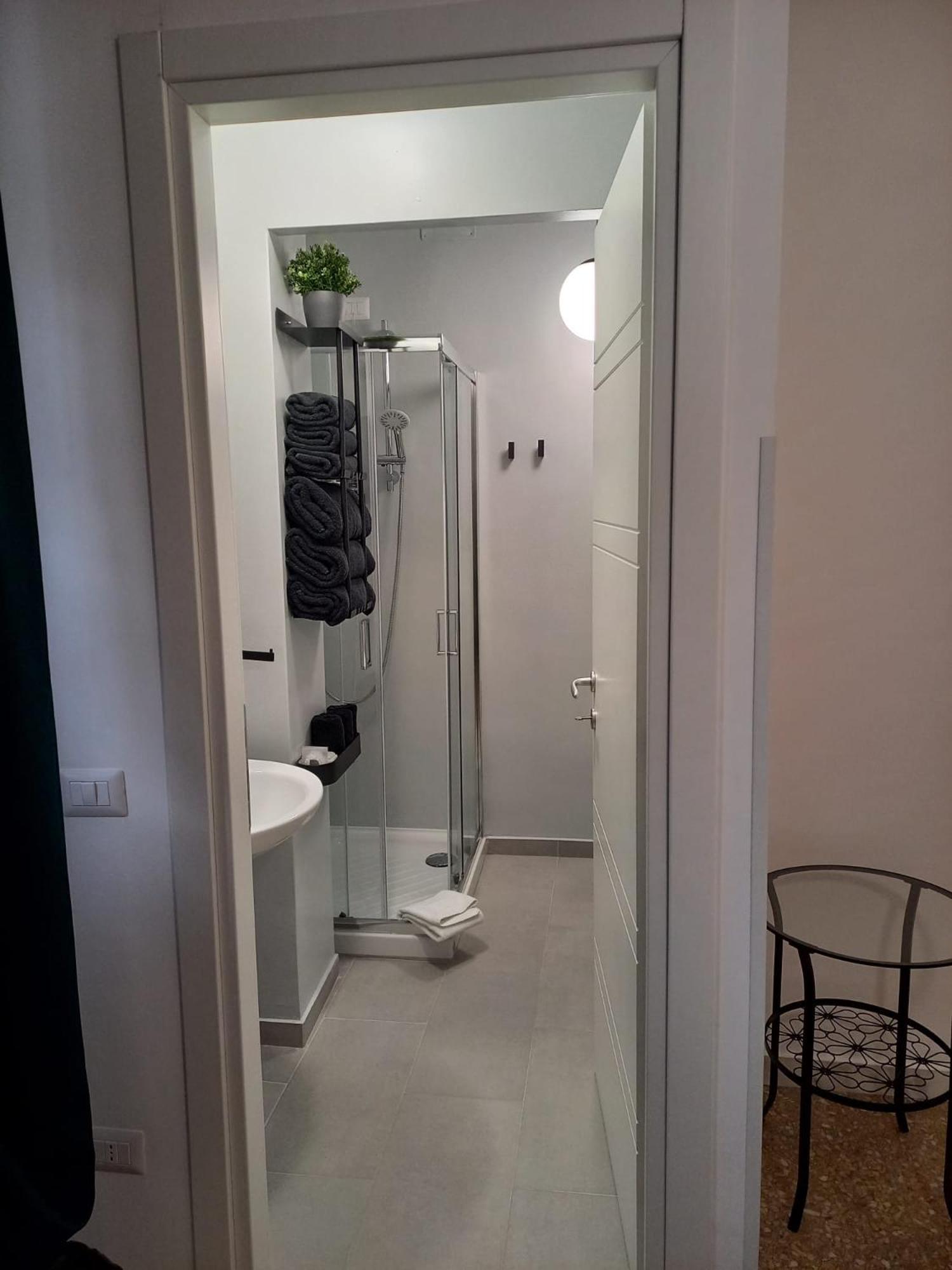 Rose Antiche Vatican B&B Рим Екстериор снимка