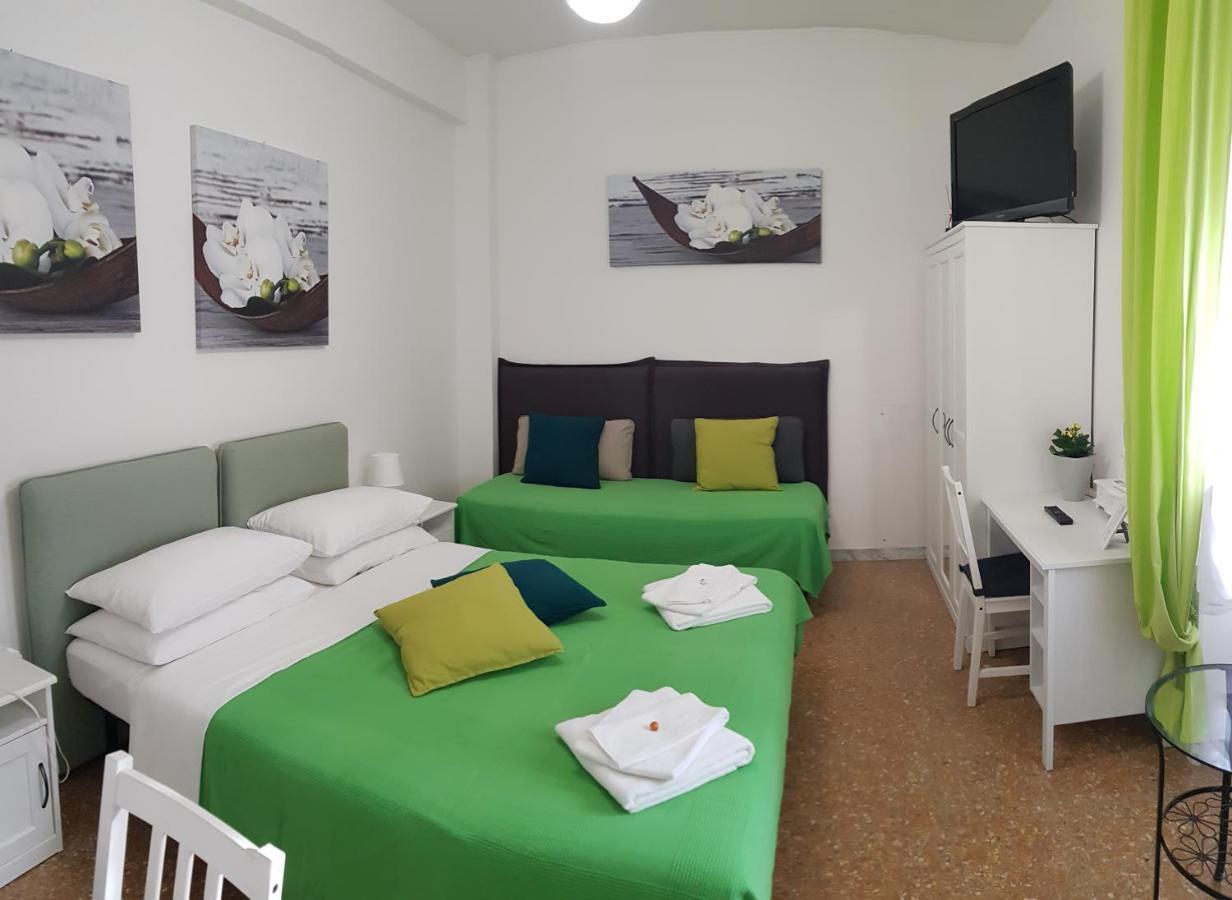 Rose Antiche Vatican B&B Рим Екстериор снимка