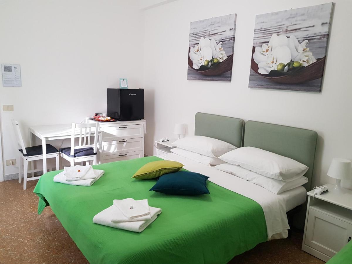 Rose Antiche Vatican B&B Рим Екстериор снимка